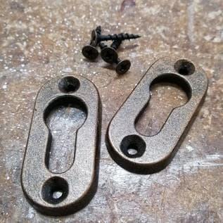 AC19 Oval Escutcheon Plate